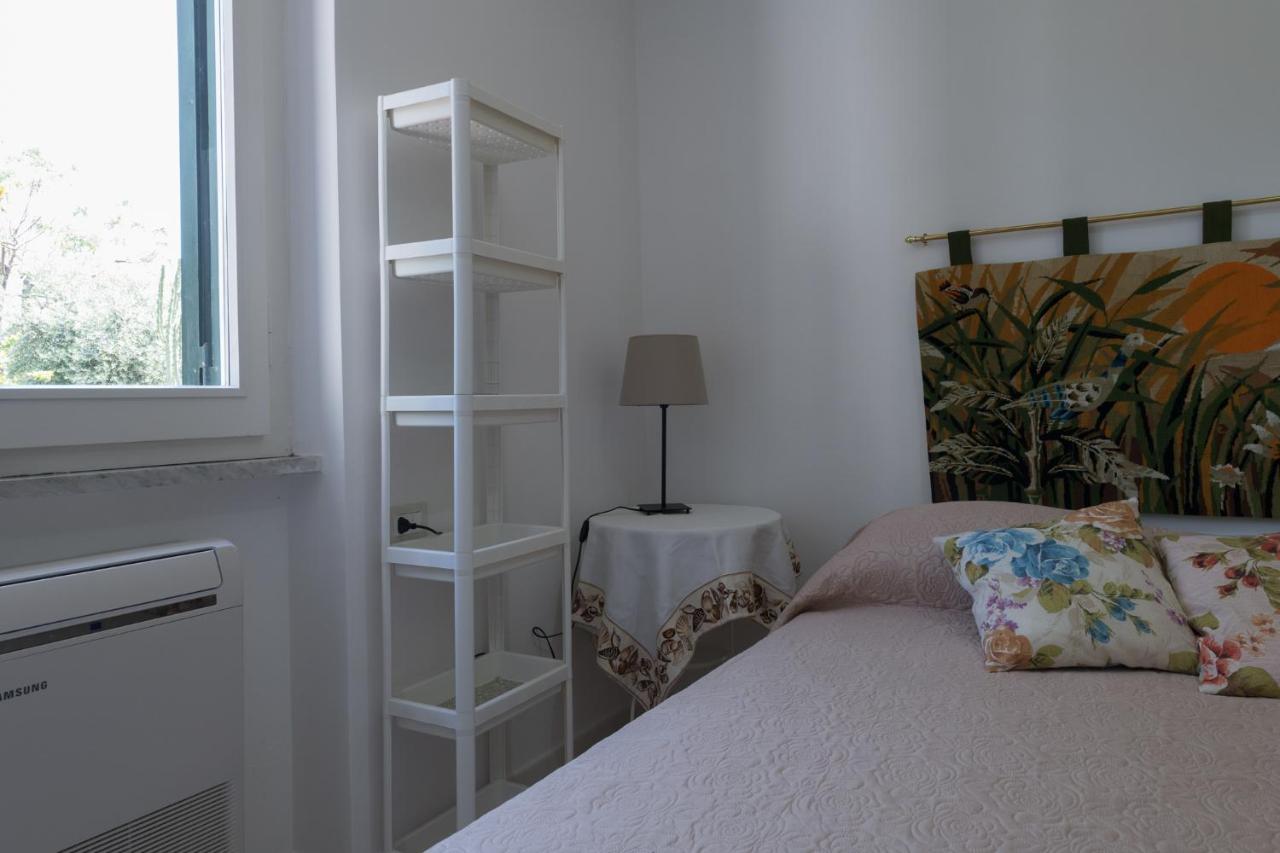 איסקיה Villa Iscla Maison D'Hotes מראה חיצוני תמונה