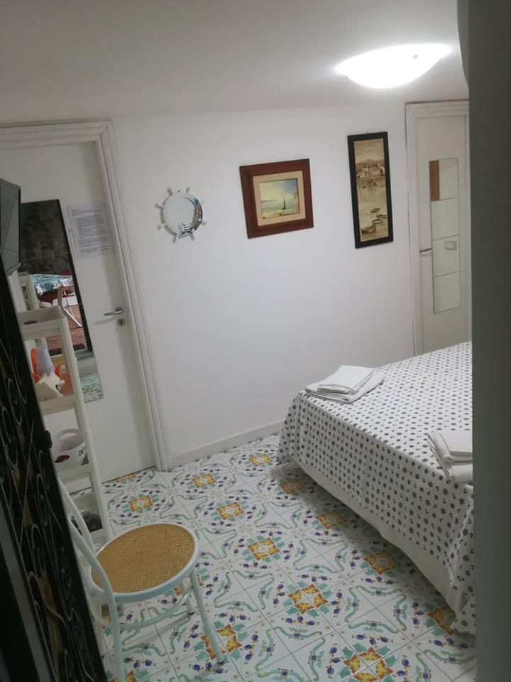 איסקיה Villa Iscla Maison D'Hotes מראה חיצוני תמונה