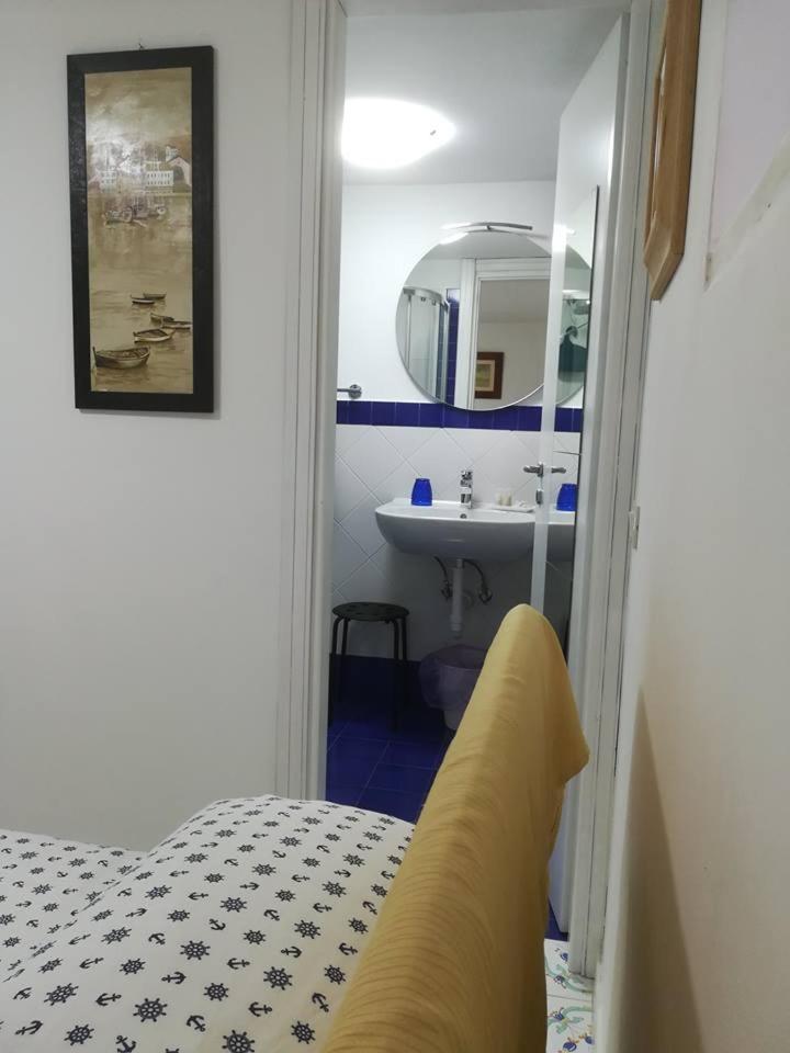 איסקיה Villa Iscla Maison D'Hotes מראה חיצוני תמונה