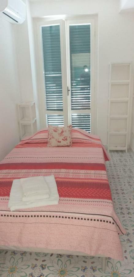 איסקיה Villa Iscla Maison D'Hotes מראה חיצוני תמונה